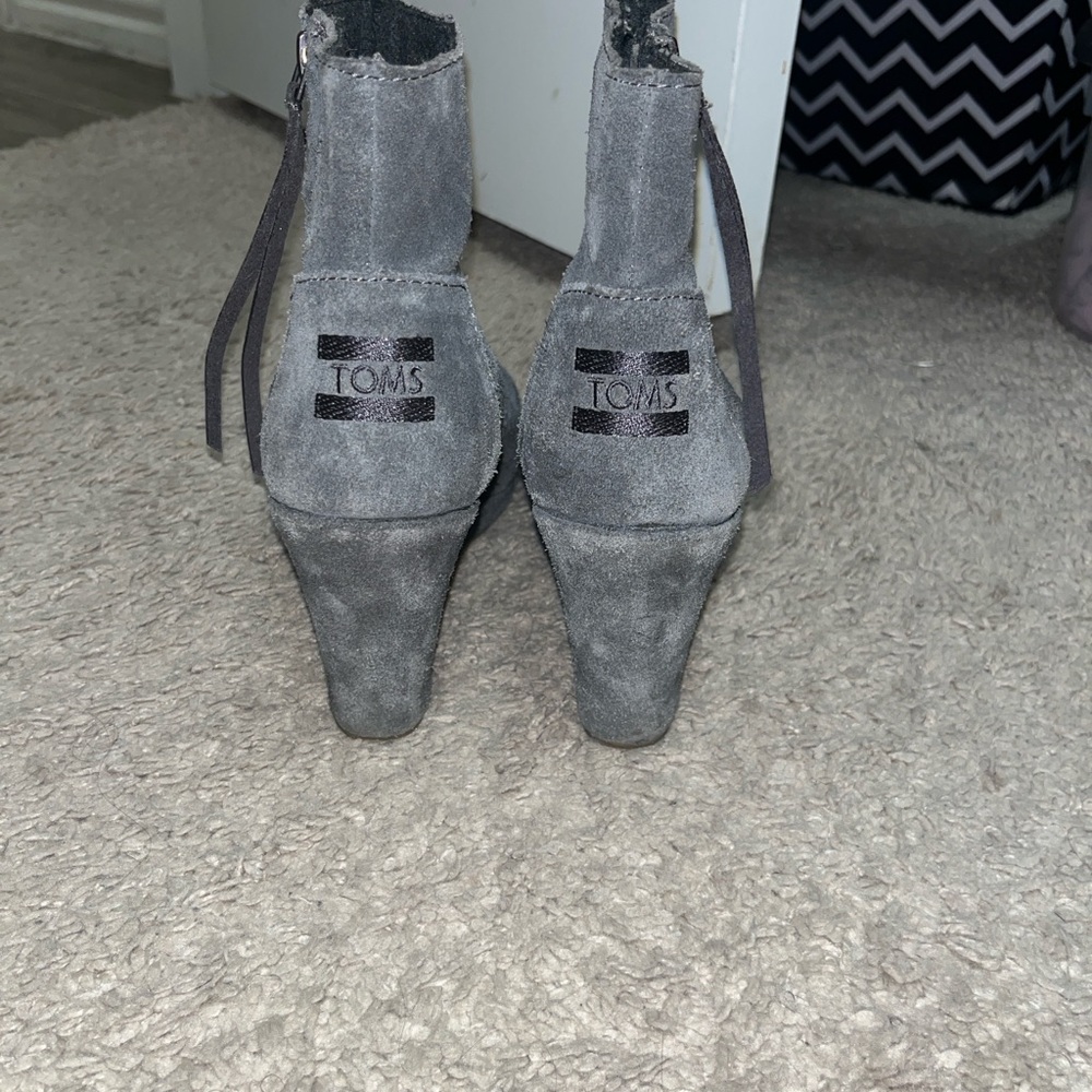 TOMS Women's Charcoal Heeled Boots